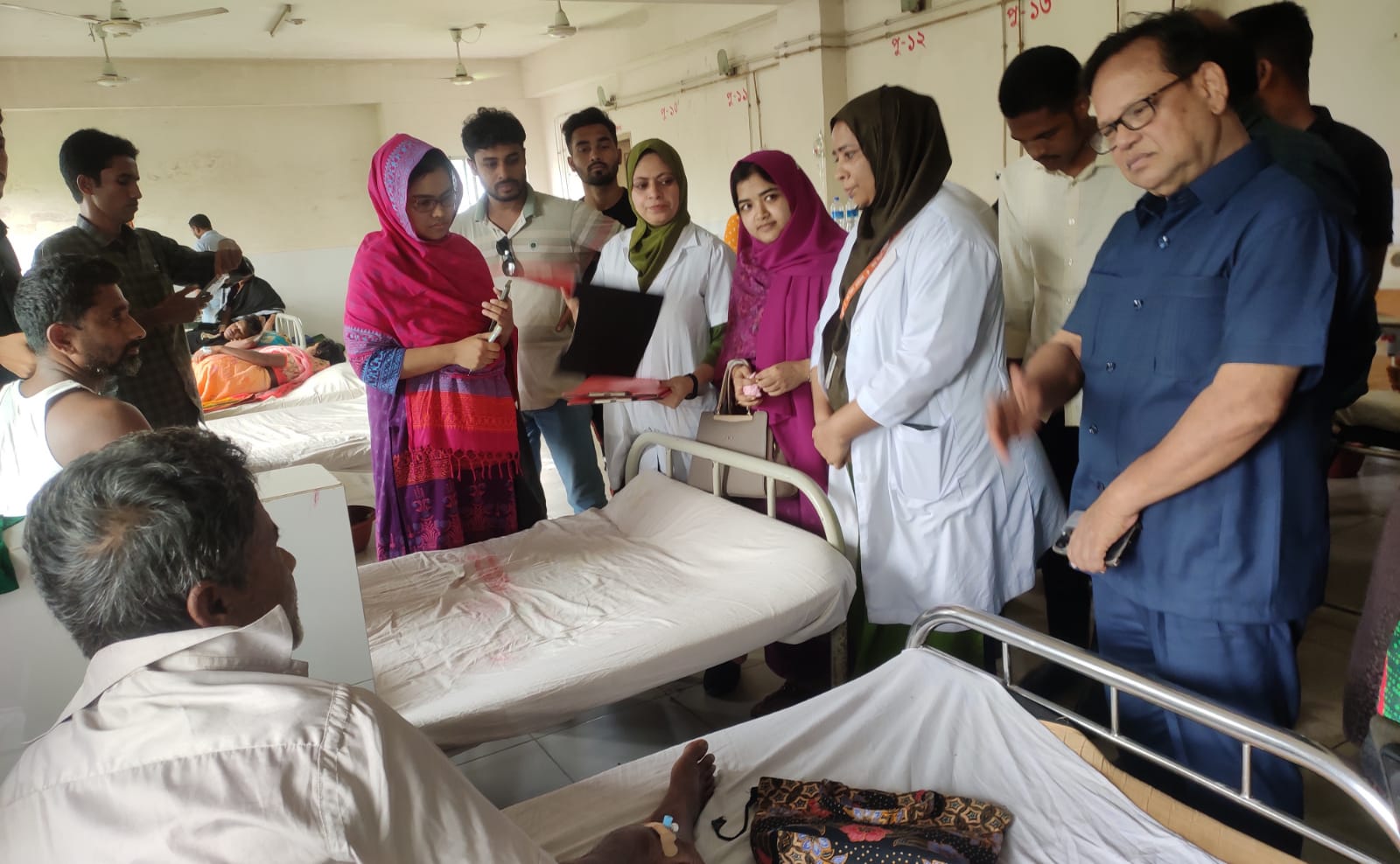 মোহনগঞ্জে স্বাস্থ্য সেবার মানোন্নয়নে কাজী ইমদাদুল হকের মতবিনিময়